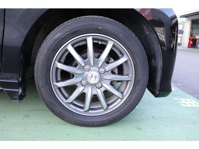 Ｎ－ＷＧＮカスタム Ｇ・Ａパッケージ　純正ナビ地デジＴＶ　バックカメラ　ＥＴＣ　スマートキー　プッシュスターター　ベンチシート　ＨＩＤヘッドライト　純正アルミホイール　衝突軽減ブレーキ　アイドリングストップ　横滑り防止装置（9枚目）