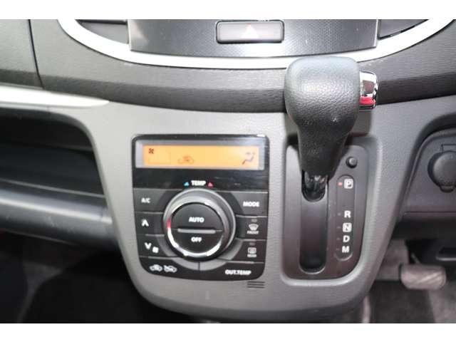 ワゴンＲスティングレー Ｔ　ターボ車　走行６００００ｋｍ　ナビ地デジＴＶ　パドルシフト付ＣＶＴ　スマートキー　プッシュスターター　ＨＩＤヘッドライト　純正エアロ　純正アルミホイール　アイドリングストップ（15枚目）