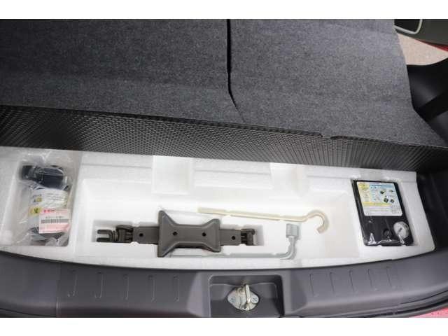 ワゴンＲ ２０周年記念車　走行１５０００ｋｍ　ＨＩＤヘッドライト　純正アルミ　衝突軽減ブレーキ　アイドリングストップ　横滑り防止装置　ナビ地デジＴＶ　バックカメラ　シートヒーター　オートＡＣ　ベンチシート　電動格納ドアミラー（28枚目）