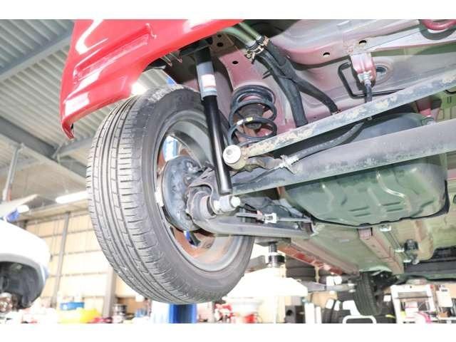 ワゴンＲ ２０周年記念車　走行１５０００ｋｍ　ＨＩＤヘッドライト　純正アルミ　衝突軽減ブレーキ　アイドリングストップ　横滑り防止装置　ナビ地デジＴＶ　バックカメラ　シートヒーター　オートＡＣ　ベンチシート　電動格納ドアミラー（33枚目）