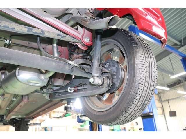 ワゴンＲ ２０周年記念車　走行１５０００ｋｍ　ＨＩＤヘッドライト　純正アルミ　衝突軽減ブレーキ　アイドリングストップ　横滑り防止装置　ナビ地デジＴＶ　バックカメラ　シートヒーター　オートＡＣ　ベンチシート　電動格納ドアミラー（34枚目）