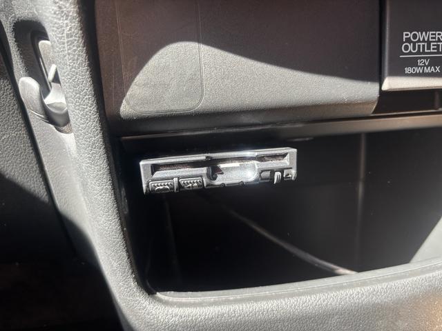 Ｎ－ＢＯＸカスタム Ｇ・Ｌパッケージ　後期型　両側パワースライド　純正ナビ　フルセグ　バックカメラ　ＥＴＣ　ＨＩＤヘッド　スマートキー　オートエアコン　Ｂｌｕｅｔｏｏｔｈオーディオ　２０２４年製ヨコハマタイヤ　オートリトラミラー（7枚目）