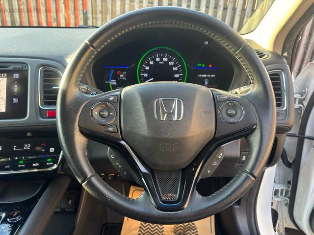 ヴェゼル ハイブリッドZ 禁煙 純正ナビ フルセグ バックカメラ ETC 衝突軽減 ハーフレザー シートヒーター LEDヘッド 純正17インチAW クルコン スマートキー 車検令和9年9月23日 Bluetoothオーディオ(44枚目)