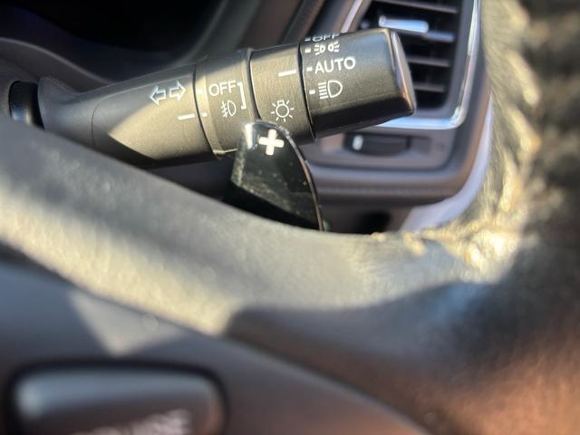 ヴェゼル ハイブリッドZ 禁煙 純正ナビ フルセグ バックカメラ ETC 衝突軽減 ハーフレザー シートヒーター LEDヘッド 純正17インチAW クルコン スマートキー 車検令和9年9月23日 Bluetoothオーディオ(48枚目)