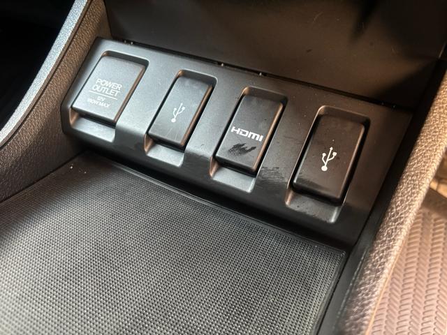 ヴェゼル ハイブリッドZ 禁煙 純正ナビ フルセグ バックカメラ ETC 衝突軽減 ハーフレザー シートヒーター LEDヘッド 純正17インチAW クルコン スマートキー 車検令和9年9月23日 Bluetoothオーディオ(56枚目)