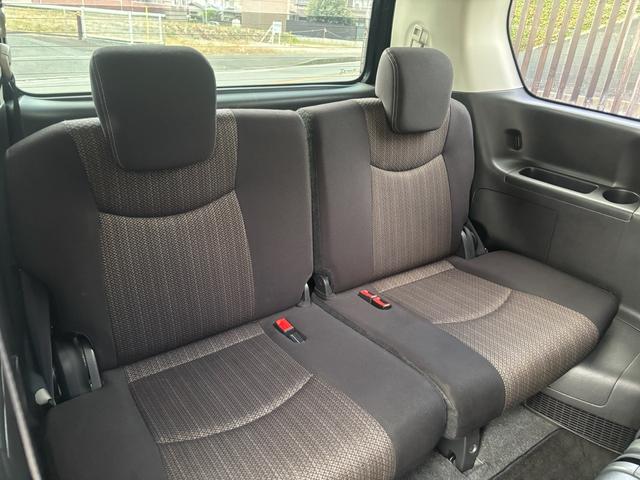 セレナ ハイウェイスター　Ｖエアロモード＋セーフティ　ＳＨＶ　純正８インチナビ　フルセグ　エアロ　両側パワースライド　バックカメラ　ＥＴＣ　衝突軽減　ＬＥＤヘッドライト　タイヤ２０２５年製　走行中ＴＶ　Ｂｌｕｅｔｏｏｔｈオーディオ　禁煙（18枚目）