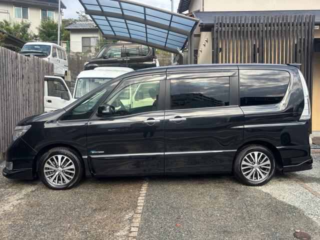 セレナ ハイウェイスター　Ｖエアロモード＋セーフティ　ＳＨＶ　純正８インチナビ　フルセグ　エアロ　両側パワースライド　バックカメラ　ＥＴＣ　衝突軽減　ＬＥＤヘッドライト　タイヤ２０２５年製　走行中ＴＶ　Ｂｌｕｅｔｏｏｔｈオーディオ　禁煙（24枚目）