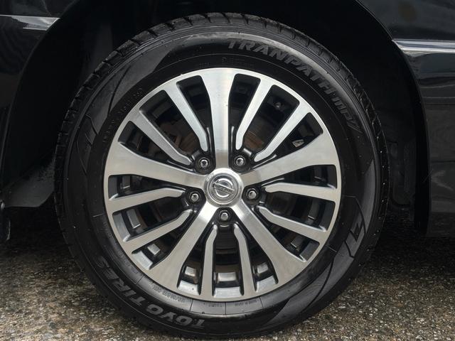 セレナ ハイウェイスター　Ｖエアロモード＋セーフティ　ＳＨＶ　純正８インチナビ　フルセグ　エアロ　両側パワースライド　バックカメラ　ＥＴＣ　衝突軽減　ＬＥＤヘッドライト　タイヤ２０２５年製　走行中ＴＶ　Ｂｌｕｅｔｏｏｔｈオーディオ　禁煙（38枚目）