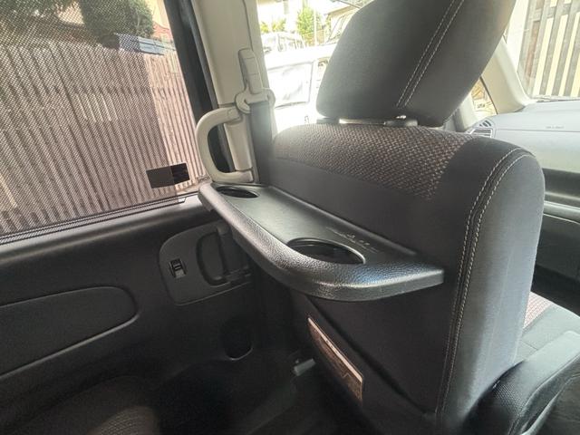 セレナ ハイウェイスター　Ｖエアロモード＋セーフティ　ＳＨＶ　純正８インチナビ　フルセグ　エアロ　両側パワースライド　バックカメラ　ＥＴＣ　衝突軽減　ＬＥＤヘッドライト　タイヤ２０２５年製　走行中ＴＶ　Ｂｌｕｅｔｏｏｔｈオーディオ　禁煙（46枚目）