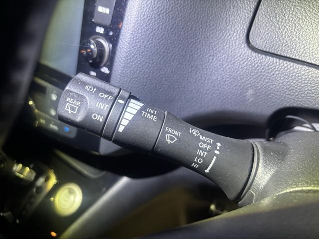 セレナ ハイウェイスター　Ｖエアロモード＋セーフティ　ＳＨＶ　純正８インチナビ　フルセグ　エアロ　両側パワースライド　バックカメラ　ＥＴＣ　衝突軽減　ＬＥＤヘッドライト　タイヤ２０２５年製　走行中ＴＶ　Ｂｌｕｅｔｏｏｔｈオーディオ　禁煙（52枚目）