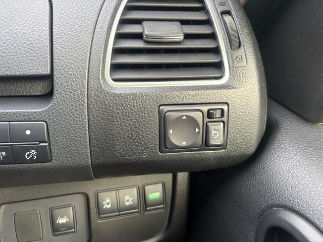 セレナ ハイウェイスター　Ｖエアロモード＋セーフティ　ＳＨＶ　純正８インチナビ　フルセグ　エアロ　両側パワースライド　バックカメラ　ＥＴＣ　衝突軽減　ＬＥＤヘッドライト　タイヤ２０２５年製　走行中ＴＶ　Ｂｌｕｅｔｏｏｔｈオーディオ　禁煙（62枚目）