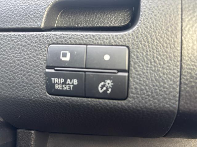 セレナ ハイウェイスター　Ｖエアロモード＋セーフティ　ＳＨＶ　純正８インチナビ　フルセグ　エアロ　両側パワースライド　バックカメラ　ＥＴＣ　衝突軽減　ＬＥＤヘッドライト　タイヤ２０２５年製　走行中ＴＶ　Ｂｌｕｅｔｏｏｔｈオーディオ　禁煙（63枚目）