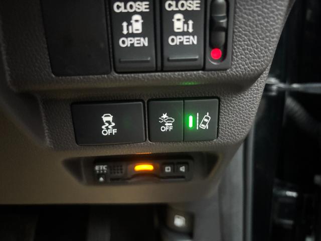 フリードハイブリッド 後期型 純正ナビ フルセグ バックカメラ 両側電動スライド ETC LEDヘッド 6人乗 衝突軽減ブレーキ レーダークルーズ 車検整備済 R9年11月 ブリヂストン2024年製タイヤ装着 禁煙(7枚目)