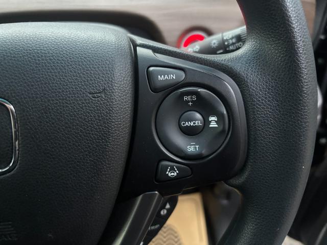 フリードハイブリッド 後期型 純正ナビ フルセグ バックカメラ 両側電動スライド ETC LEDヘッド 6人乗 衝突軽減ブレーキ レーダークルーズ 車検整備済 R9年11月 ブリヂストン2024年製タイヤ装着 禁煙(8枚目)