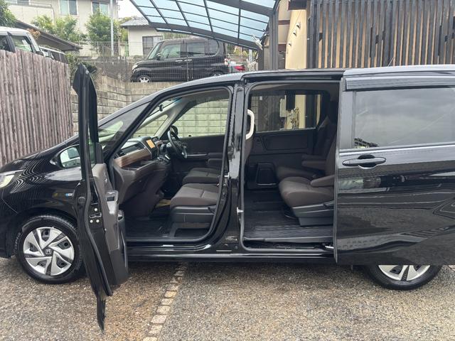 フリードハイブリッド 後期型 純正ナビ フルセグ バックカメラ 両側電動スライド ETC LEDヘッド 6人乗 衝突軽減ブレーキ レーダークルーズ 車検整備済 R9年11月 ブリヂストン2024年製タイヤ装着 禁煙(41枚目)