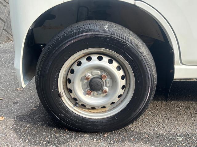 ハイゼットカーゴ スペシャル　ハイルーフ　走行１７８００ＫＭ　車検整備済　令和９年１１月　３年保証付帯対応車両（27枚目）