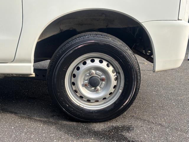 ハイゼットカーゴ スペシャル　ハイルーフ　走行１７８００ＫＭ　車検整備済　令和９年１１月　３年保証付帯対応車両（28枚目）