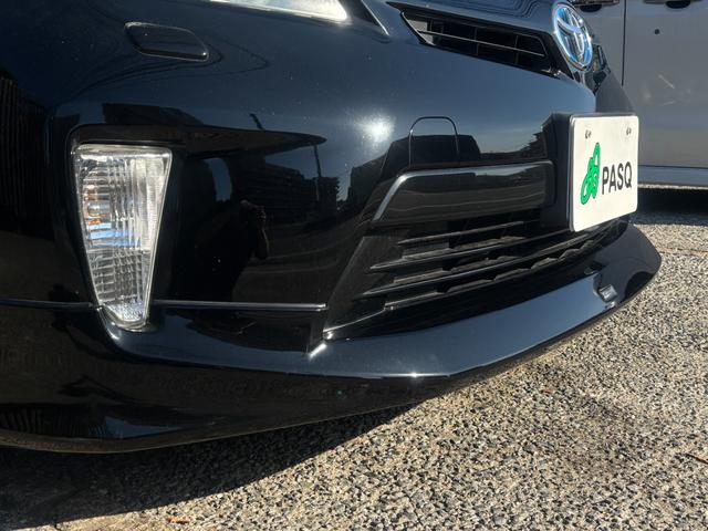 プリウス 　モデリスタエアロ　アルパイン８インチナビ　フルセグ　ＥＴＣ　車検Ｒ９年８月　ＬＥＤヘッド　純正１７インチＡＷ　革巻きステアリング　黒内装　ローダウン　Ｂｌｕｅｔｏｏｔｈオーディオ　スマートキー（5枚目）