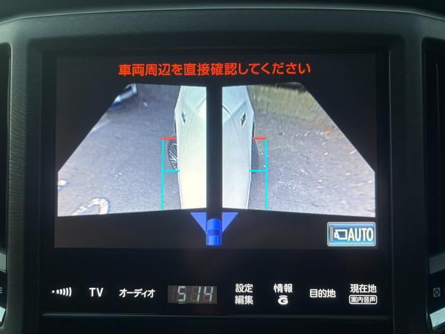 クラウンハイブリッド アスリートＳ　ＯＰ１８インチアルミ　全周囲カメラ　アドバンストパッケージ　メーカーナビ　フルセグ　衝突軽減　レーダークルーズ　インテリジェントクリアランスソナー　ＨＩＤ　シートヒーター　ＥＴＣ　禁煙　ブルートゥース（5枚目）