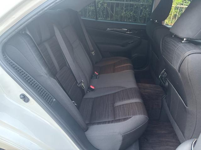 クラウンハイブリッド アスリートＳ　ＯＰ１８インチアルミ　全周囲カメラ　アドバンストパッケージ　メーカーナビ　フルセグ　衝突軽減　レーダークルーズ　インテリジェントクリアランスソナー　ＨＩＤ　シートヒーター　ＥＴＣ　禁煙　ブルートゥース（15枚目）