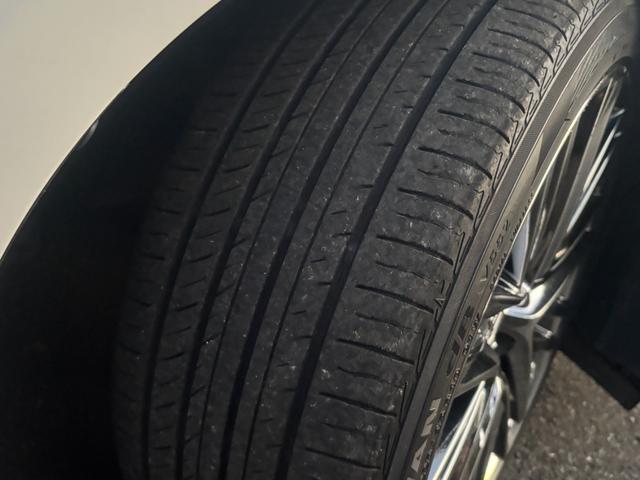 クラウンハイブリッド アスリートＳ　ＯＰ１８インチアルミ　全周囲カメラ　アドバンストパッケージ　メーカーナビ　フルセグ　衝突軽減　レーダークルーズ　インテリジェントクリアランスソナー　ＨＩＤ　シートヒーター　ＥＴＣ　禁煙　ブルートゥース（23枚目）