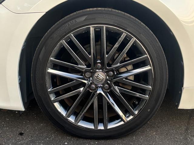 クラウンハイブリッド アスリートＳ　ＯＰ１８インチアルミ　全周囲カメラ　アドバンストパッケージ　メーカーナビ　フルセグ　衝突軽減　レーダークルーズ　インテリジェントクリアランスソナー　ＨＩＤ　シートヒーター　ＥＴＣ　禁煙　ブルートゥース（38枚目）