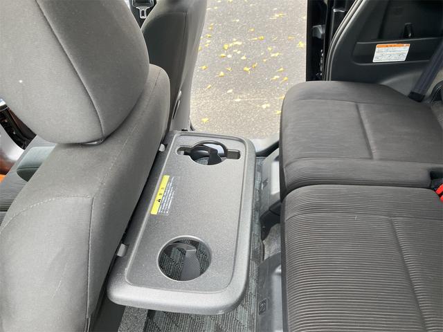 助手席後ろテーブル