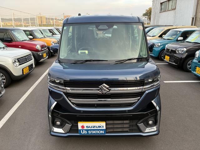 スペーシアカスタム カスタム　ＨＹＢＲＩＤ　ＸＳ　ナビ　全方位カメラ　両側ＰＳＤ　バックカメラ　オートライト　Ｂｌｕｅｔｏｏｔｈ　スライドドア　純正ナビ　プッシュスタート　シートヒーター　オートエアコン　スズキセーフティーサポート　アイドリングストップ　横滑り防止機能（2枚目）