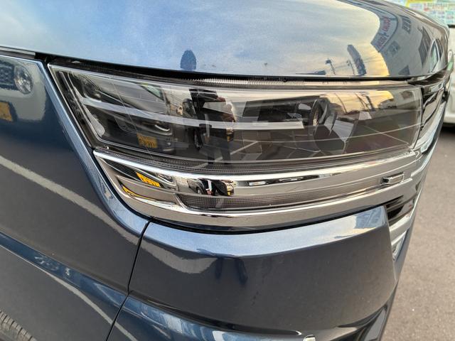 スペーシアカスタム カスタム　ＨＹＢＲＩＤ　ＸＳ　ナビ　全方位カメラ　両側ＰＳＤ　バックカメラ　オートライト　Ｂｌｕｅｔｏｏｔｈ　スライドドア　純正ナビ　プッシュスタート　シートヒーター　オートエアコン　スズキセーフティーサポート　アイドリングストップ　横滑り防止機能（10枚目）