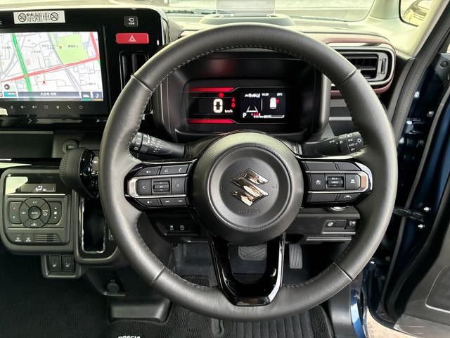 スペーシアカスタム カスタム　ＨＹＢＲＩＤ　ＸＳ　ナビ　全方位カメラ　両側ＰＳＤ　バックカメラ　オートライト　Ｂｌｕｅｔｏｏｔｈ　スライドドア　純正ナビ　プッシュスタート　シートヒーター　オートエアコン　スズキセーフティーサポート　アイドリングストップ　横滑り防止機能（17枚目）
