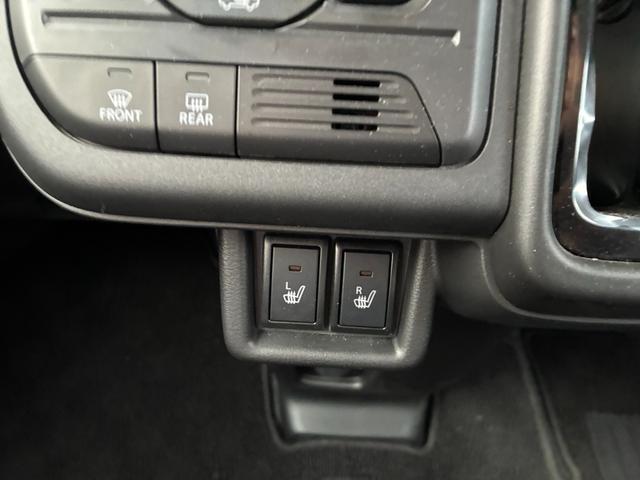 スペーシアカスタム カスタム　ＨＹＢＲＩＤ　ＸＳ　ナビ　全方位カメラ　両側ＰＳＤ　バックカメラ　オートライト　Ｂｌｕｅｔｏｏｔｈ　スライドドア　純正ナビ　プッシュスタート　シートヒーター　オートエアコン　スズキセーフティーサポート　アイドリングストップ　横滑り防止機能（31枚目）