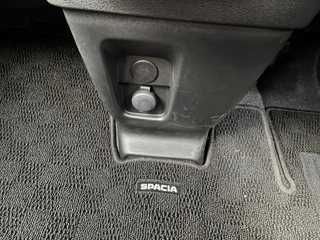 スペーシアカスタム カスタム　ＨＹＢＲＩＤ　ＸＳ　ナビ　全方位カメラ　両側ＰＳＤ　バックカメラ　オートライト　Ｂｌｕｅｔｏｏｔｈ　スライドドア　純正ナビ　プッシュスタート　シートヒーター　オートエアコン　スズキセーフティーサポート　アイドリングストップ　横滑り防止機能（32枚目）