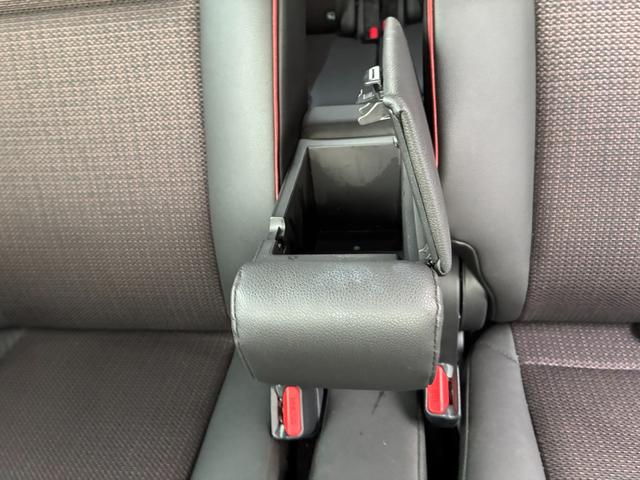 スペーシアカスタム カスタム　ＨＹＢＲＩＤ　ＸＳ　ナビ　全方位カメラ　両側ＰＳＤ　バックカメラ　オートライト　Ｂｌｕｅｔｏｏｔｈ　スライドドア　純正ナビ　プッシュスタート　シートヒーター　オートエアコン　スズキセーフティーサポート　アイドリングストップ　横滑り防止機能（40枚目）