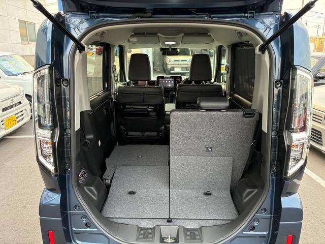 スペーシアカスタム カスタム　ＨＹＢＲＩＤ　ＸＳ　ナビ　全方位カメラ　両側ＰＳＤ　バックカメラ　オートライト　Ｂｌｕｅｔｏｏｔｈ　スライドドア　純正ナビ　プッシュスタート　シートヒーター　オートエアコン　スズキセーフティーサポート　アイドリングストップ　横滑り防止機能（53枚目）