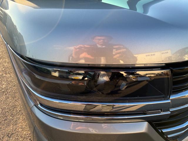 スペーシアカスタム カスタム　ＨＹＢＲＩＤ　ＸＳターボ　ナビ　全方位カメラ　オートライト　バックカメラ　Ｂｌｕｅｔｏｏｔｈ　スライドドア　純正ナビ　プッシュスタート　シートヒーター　オートエアコン　スズキセーフティーサポート　アイドリングストップ　横滑り防止機能（10枚目）