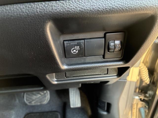 スペーシアカスタム カスタム　ＨＹＢＲＩＤ　ＸＳターボ　ナビ　全方位カメラ　オートライト　バックカメラ　Ｂｌｕｅｔｏｏｔｈ　スライドドア　純正ナビ　プッシュスタート　シートヒーター　オートエアコン　スズキセーフティーサポート　アイドリングストップ　横滑り防止機能（22枚目）