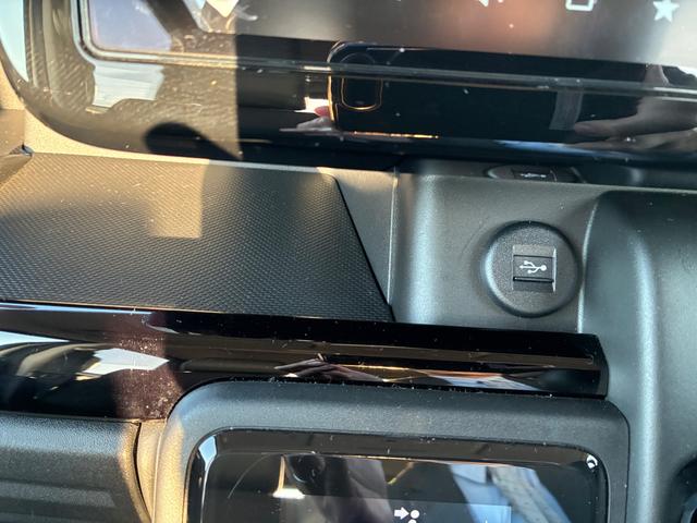 スペーシアカスタム カスタム　ＨＹＢＲＩＤ　ＸＳターボ　ナビ　全方位カメラ　オートライト　バックカメラ　Ｂｌｕｅｔｏｏｔｈ　スライドドア　純正ナビ　プッシュスタート　シートヒーター　オートエアコン　スズキセーフティーサポート　アイドリングストップ　横滑り防止機能（26枚目）