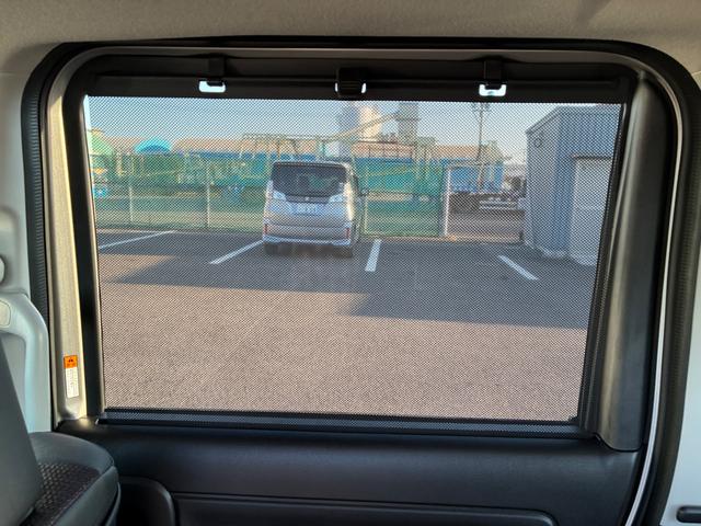 スペーシアカスタム カスタム　ＨＹＢＲＩＤ　ＸＳターボ　ナビ　全方位カメラ　オートライト　バックカメラ　Ｂｌｕｅｔｏｏｔｈ　スライドドア　純正ナビ　プッシュスタート　シートヒーター　オートエアコン　スズキセーフティーサポート　アイドリングストップ　横滑り防止機能（44枚目）