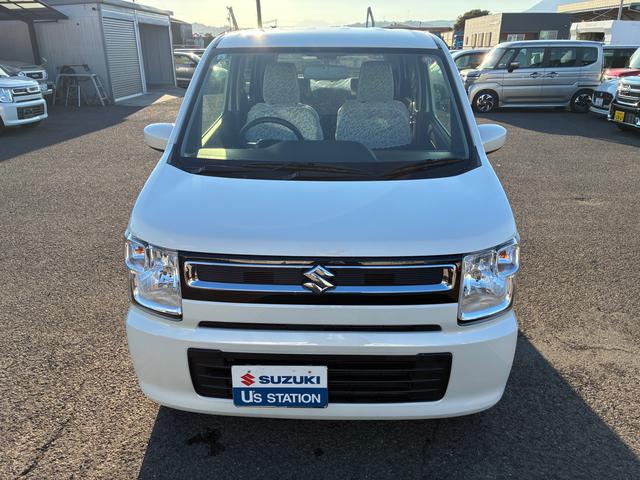 ワゴンＲ ＦＡ　２型　５速マニュアル車　横滑り防止装置　オートライト　オートライト　　横滑り防止機能　衝突安全ボディ　盗難防止システム　ＣＤステレオ（2枚目）