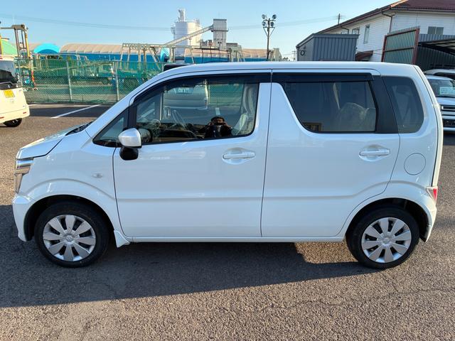 ワゴンＲ ＦＡ　２型　５速マニュアル車　横滑り防止装置　オートライト　オートライト　　横滑り防止機能　衝突安全ボディ　盗難防止システム　ＣＤステレオ（8枚目）