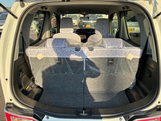 ワゴンＲ ＦＡ　２型　５速マニュアル車　横滑り防止装置　オートライト　オートライト　　横滑り防止機能　衝突安全ボディ　盗難防止システム　ＣＤステレオ（34枚目）