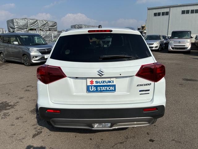 エスクード １．５　３型　衝突被害軽減Ｂ　ナビ　ＥＴＣ　バックカメラ　ドライブレコーダー　バックカメラ　オートライト　Ｂｌｕｅｔｏｏｔｈ　純正ナビ　プッシュスタート　シートヒーター　オートエアコン　ＥＴＣ　スズキセーフティーサポート　アイドリングストップ　横滑り防止機能（6枚目）