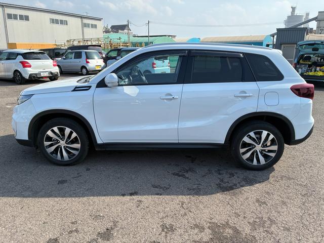 エスクード １．５　３型　衝突被害軽減Ｂ　ナビ　ＥＴＣ　バックカメラ　ドライブレコーダー　バックカメラ　オートライト　Ｂｌｕｅｔｏｏｔｈ　純正ナビ　プッシュスタート　シートヒーター　オートエアコン　ＥＴＣ　スズキセーフティーサポート　アイドリングストップ　横滑り防止機能（8枚目）