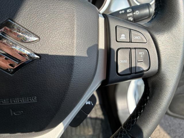 エスクード １．５　３型　衝突被害軽減Ｂ　ナビ　ＥＴＣ　バックカメラ　ドライブレコーダー　バックカメラ　オートライト　Ｂｌｕｅｔｏｏｔｈ　純正ナビ　プッシュスタート　シートヒーター　オートエアコン　ＥＴＣ　スズキセーフティーサポート　アイドリングストップ　横滑り防止機能（20枚目）