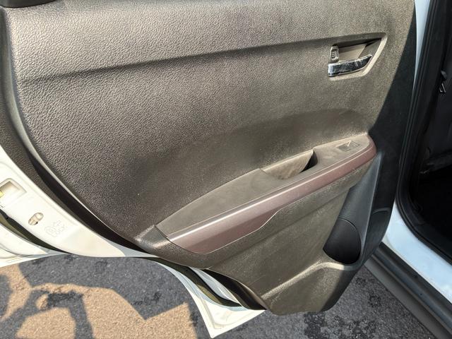 エスクード １．５　３型　衝突被害軽減Ｂ　ナビ　ＥＴＣ　バックカメラ　ドライブレコーダー　バックカメラ　オートライト　Ｂｌｕｅｔｏｏｔｈ　純正ナビ　プッシュスタート　シートヒーター　オートエアコン　ＥＴＣ　スズキセーフティーサポート　アイドリングストップ　横滑り防止機能（38枚目）