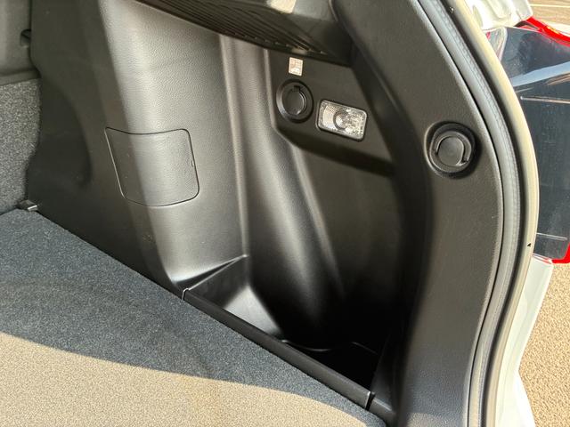 エスクード １．５　３型　衝突被害軽減Ｂ　ナビ　ＥＴＣ　バックカメラ　ドライブレコーダー　バックカメラ　オートライト　Ｂｌｕｅｔｏｏｔｈ　純正ナビ　プッシュスタート　シートヒーター　オートエアコン　ＥＴＣ　スズキセーフティーサポート　アイドリングストップ　横滑り防止機能（41枚目）