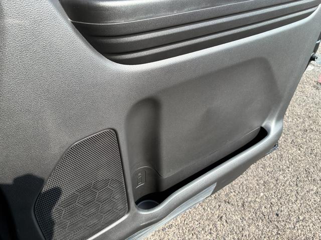 スペーシア ＨＹＢＲＩＤ　Ｇ　両側スライドドア　前後衝突被害軽減ブレーキ　オートライト　スライドドア　プッシュスタート　オートエアコン　スズキセーフティーサポート　アイドリングストップ　横滑り防止機能　衝突安全ボディ　盗難防止システム（15枚目）