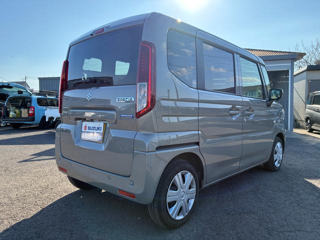 スペーシア ＨＹＢＲＩＤ　Ｘ　ナビ　全方位カメラ　両側パワースライド　オートライト　Ｂｌｕｅｔｏｏｔｈ　スライドドア　純正ナビ　プッシュスタート　シートヒーター　オートエアコン　スズキセーフティーサポート　アイドリングストップ　衝突被害軽減システム　衝突安全ボディ（5枚目）