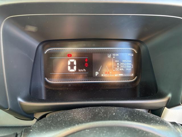 スペーシア ＨＹＢＲＩＤ　Ｘ　ナビ　全方位カメラ　両側パワースライド　オートライト　Ｂｌｕｅｔｏｏｔｈ　スライドドア　純正ナビ　プッシュスタート　シートヒーター　オートエアコン　スズキセーフティーサポート　アイドリングストップ　衝突被害軽減システム　衝突安全ボディ（17枚目）