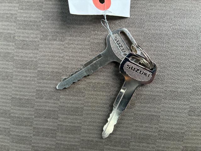 エブリイ ＰＡ　６型　アイドリングストップ　後方障害物センサー　オートライト　スライドドア　アイドリングストップ　横滑り防止機能　衝突安全ボディ　後方障害物センサー（29枚目）